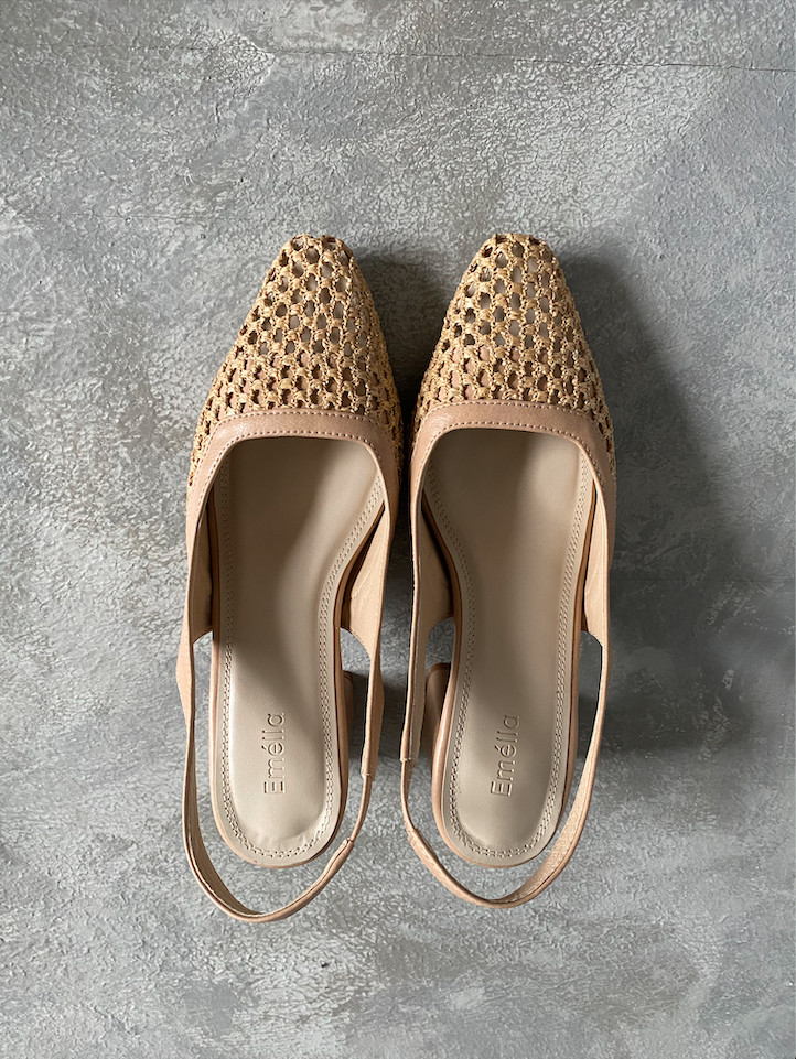 MESH BACKSTRAP SANDAL | Emélla公式通販サイト| 伊藤実祐