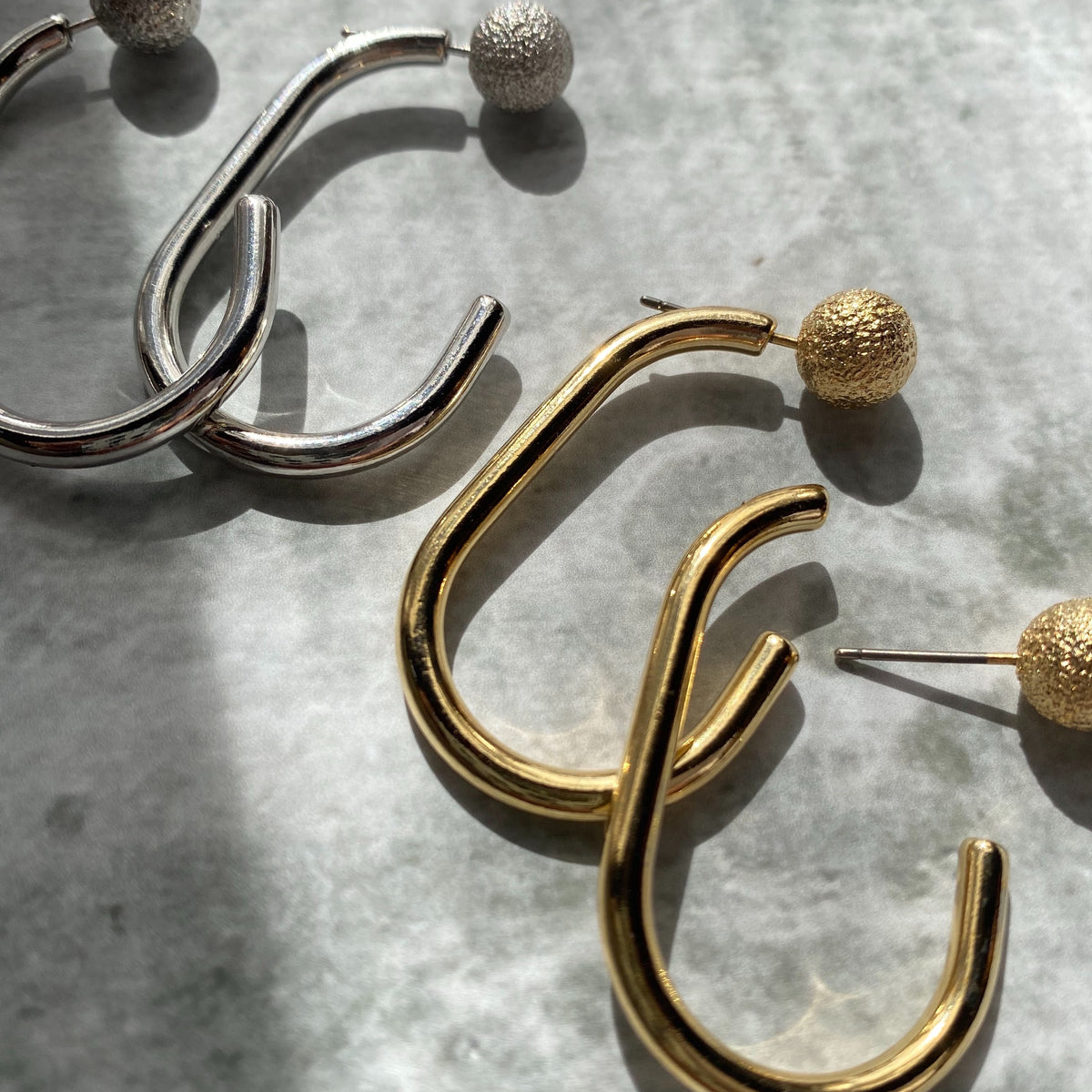 MOON HOOK PIERCE | Emélla公式通販サイト| 伊藤実祐